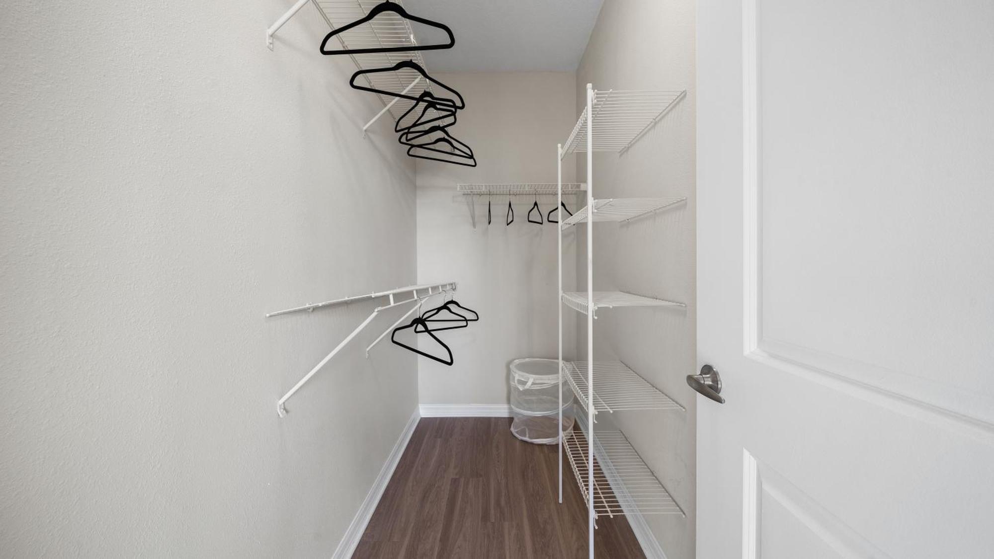 Urban 2Br2Ba Gem-Near Airport Apartment Тампа Екстериор снимка