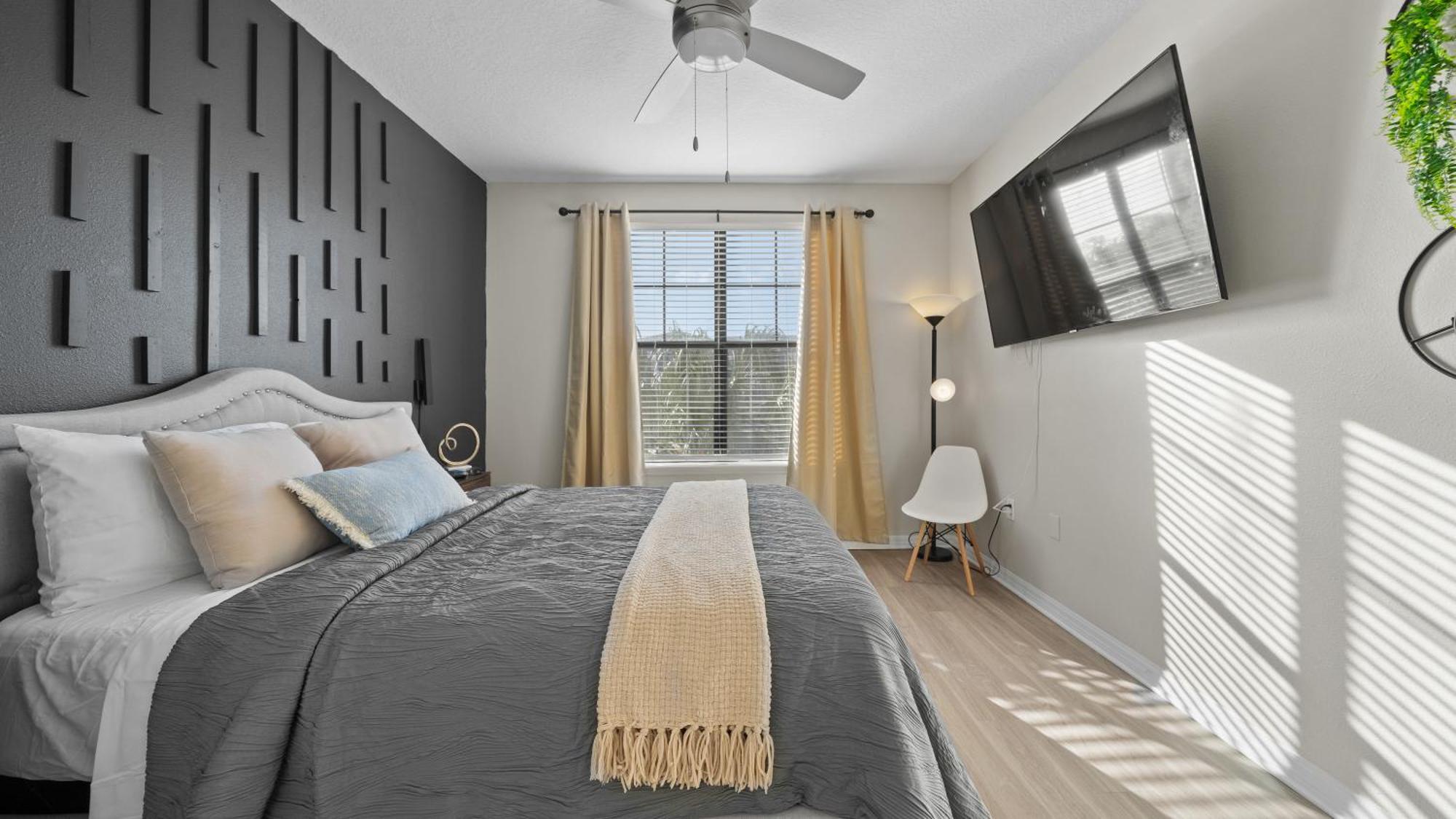 Urban 2Br2Ba Gem-Near Airport Apartment Тампа Екстериор снимка