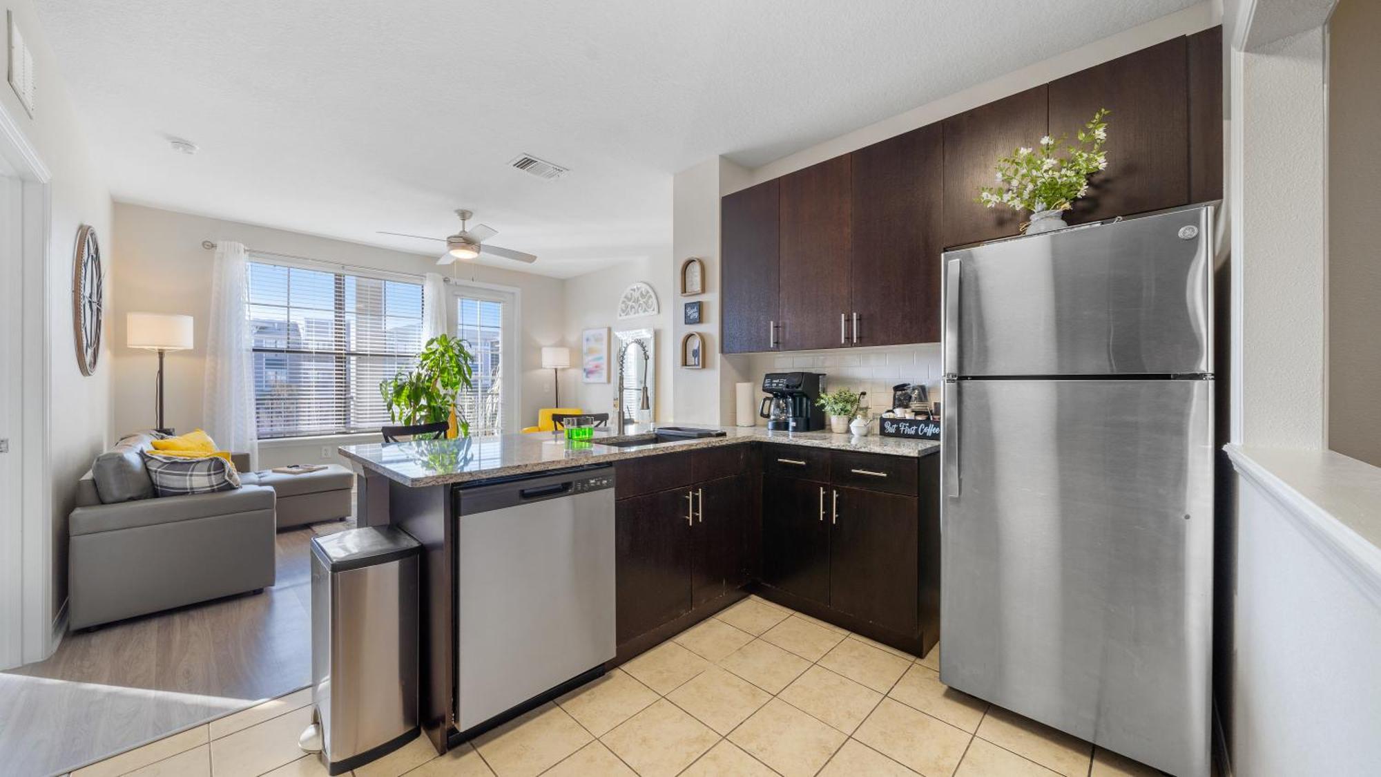 Urban 2Br2Ba Gem-Near Airport Apartment Тампа Екстериор снимка