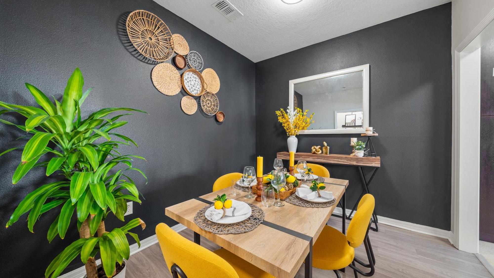 Urban 2Br2Ba Gem-Near Airport Apartment Тампа Екстериор снимка